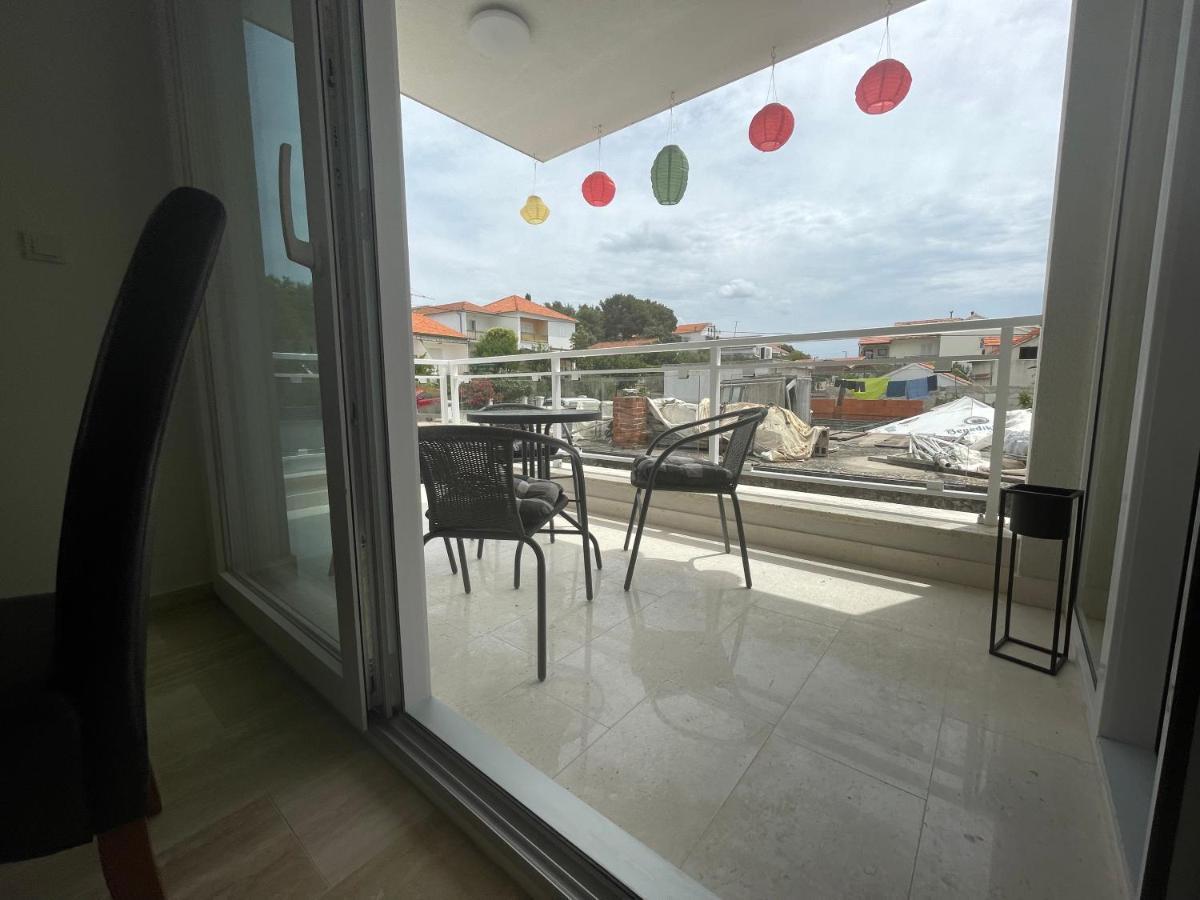Vila Regina Apartment Paloma With Swimming Pool Jezera Exterior photo