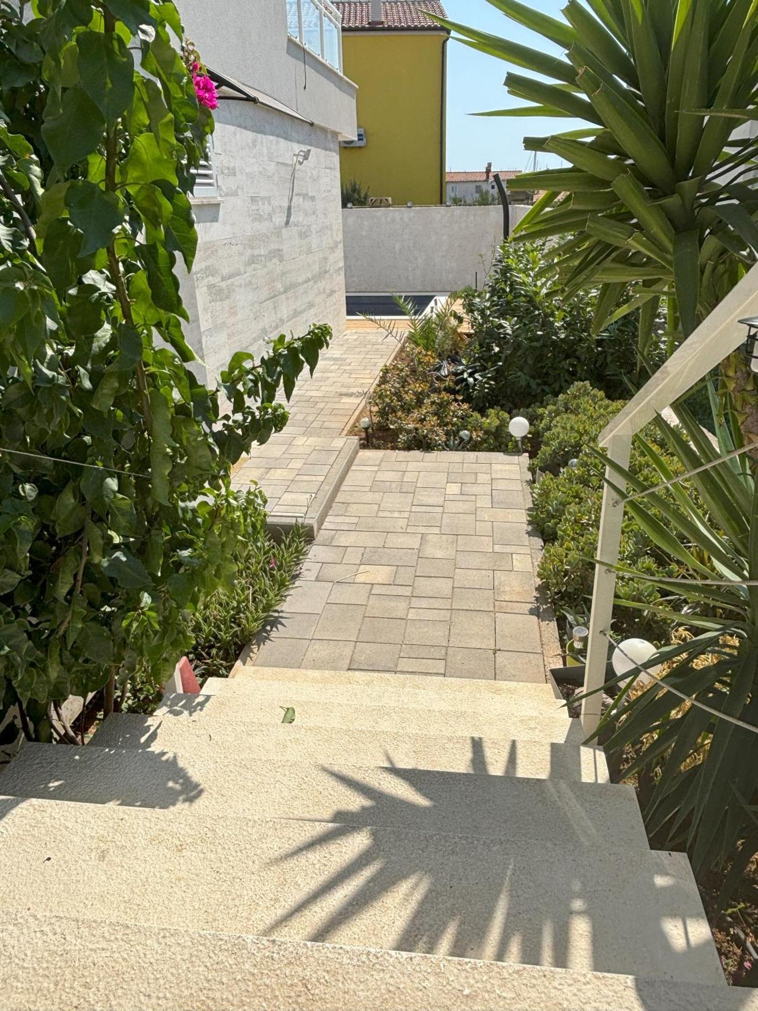 Vila Regina Apartment Paloma With Swimming Pool Jezera Exterior photo