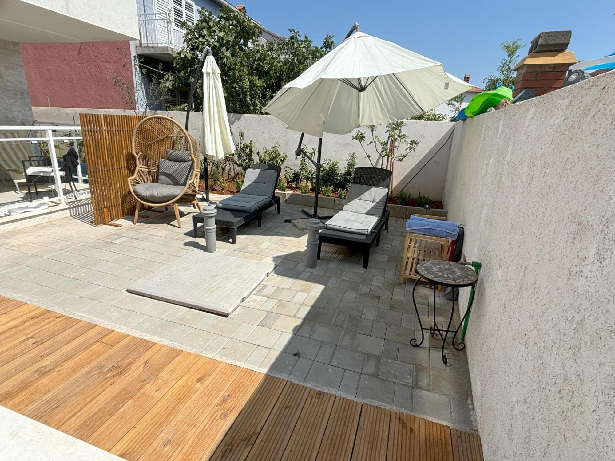 Vila Regina Apartment Paloma With Swimming Pool Jezera Exterior photo